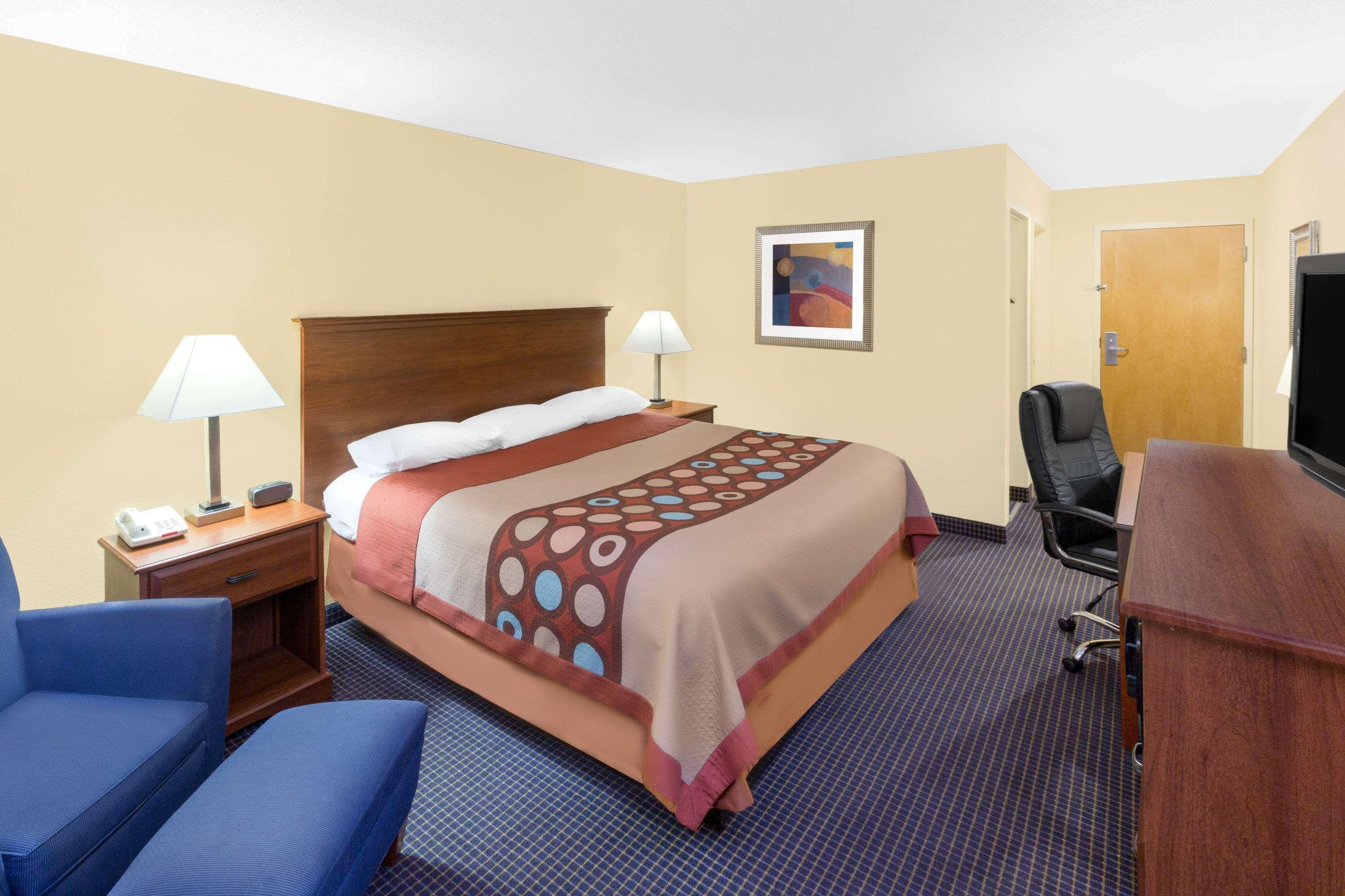 Super 8 By Wyndham Hattiesburg South Luaran gambar