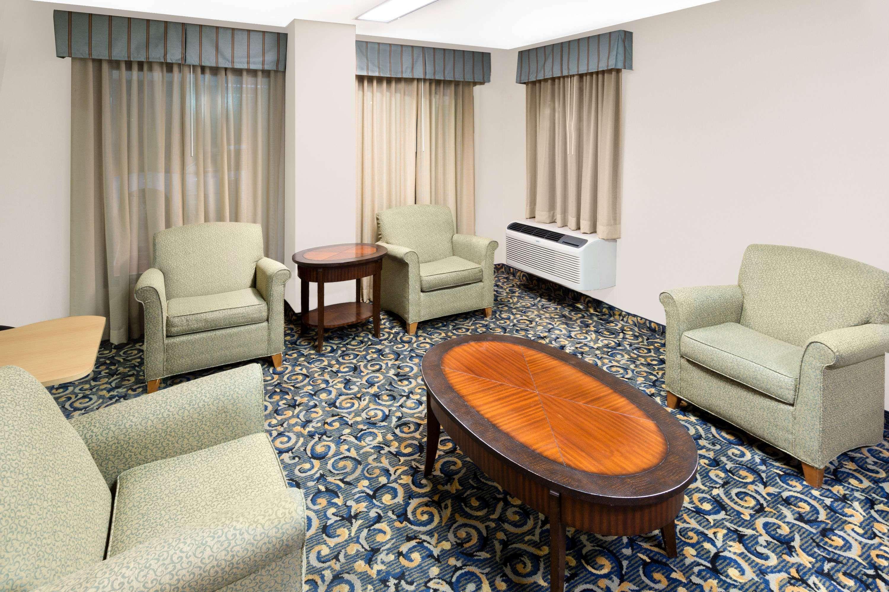 Super 8 By Wyndham Hattiesburg South Luaran gambar