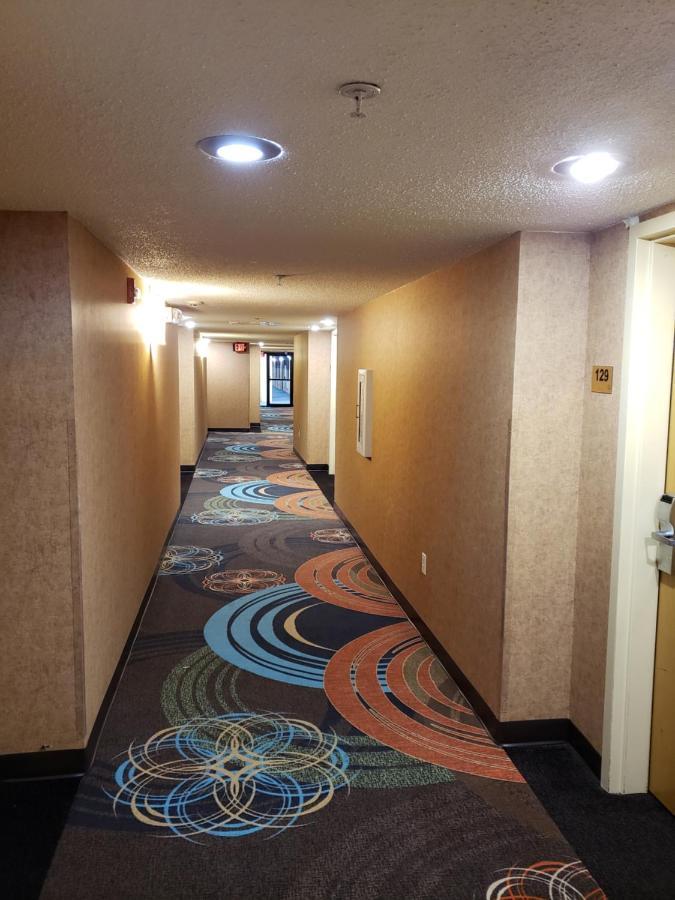 Super 8 By Wyndham Hattiesburg South Luaran gambar